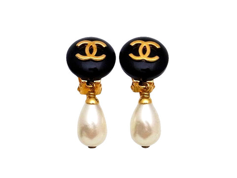 Vintage Chanel earrings CC logo pearl dangle