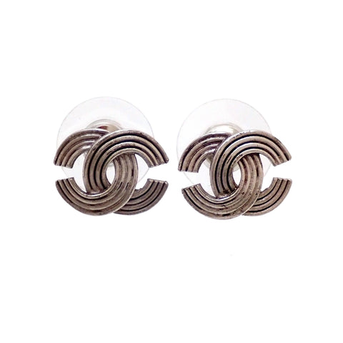 Auth vintage Chanel stud pierced earrings cc logo double C silver color