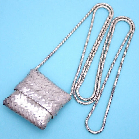 Tiffany & Co necklace chain basket pill case Silver 925