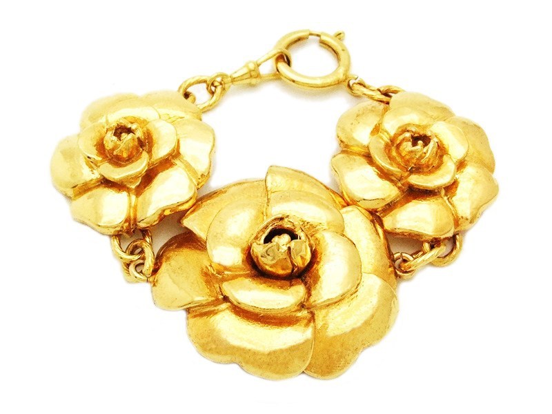 Cc bracelet Chanel Gold in Gold plated  24469262