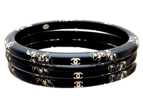 Vintage Chanel bracelet bangle camellia black