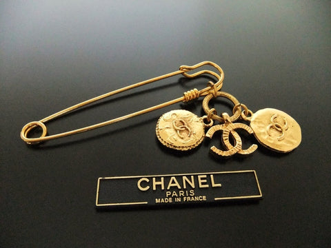 Authentic Vintage Chanel pin brooch gold CC medal safety pin