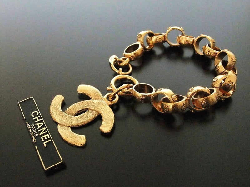 Authentic Vintage Chanel bracelet bangle cuff gold CC ring