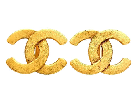 Vintage Chanel earrings CC logo big