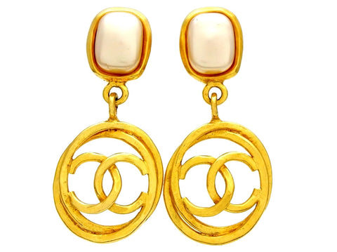 Vintage Chanel earrings pearl CC logo round dangle
