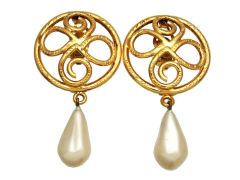 Vintage Chanel earrings flower pearl dangle huge