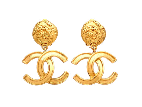 Authentic vintage Chanel earrings round clip CC logo double C dangled
