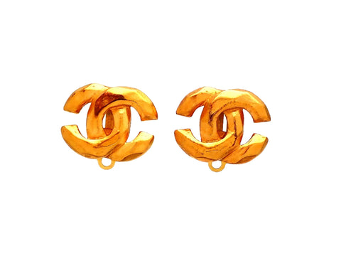 Authentic vintage Chanel earrings Gold CC Logo Double C