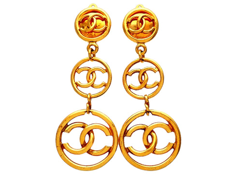 Authentic vintage Chanel earrings CC logo Round Dangled