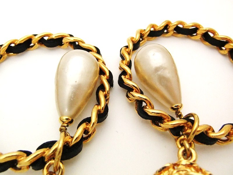 CHANEL 18B Pearls, Strass & Interlaced Leather CC Earrings