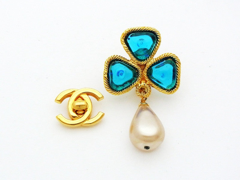 Authentic vintage Chanel earrings blue stone clover pearl drop