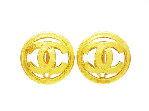 Chanel round earrings CC logo Authentic Vintage Chanel earrings