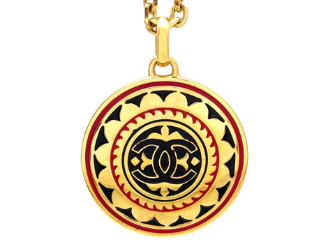 Vintage Chanel necklace CC logo pendant