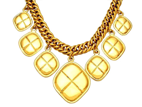 Vintage Chanel necklace chain rhombus