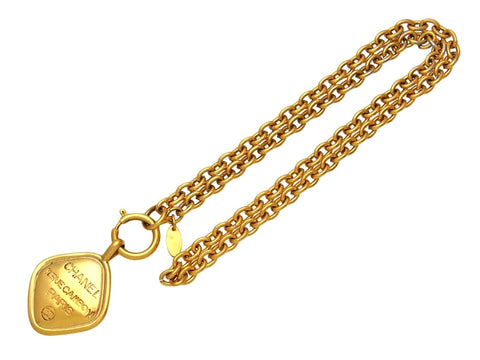 Vintage Chanel necklace logo 31 rue cambon paris