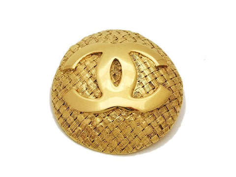 Authentic vintage Chanel pin brooch gold CC round jewelry
